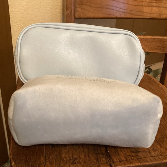 Juicy Couture 2 Piece Nested Travel Cosmetic Bag Set w/Toiletry Bottle NWT - Picture 12 of 14